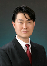 유 영 철 행정과 학과장 사진
